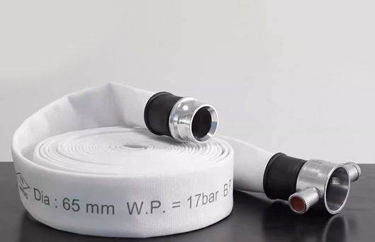 Doppelmantel-Feuerwehrschlauch